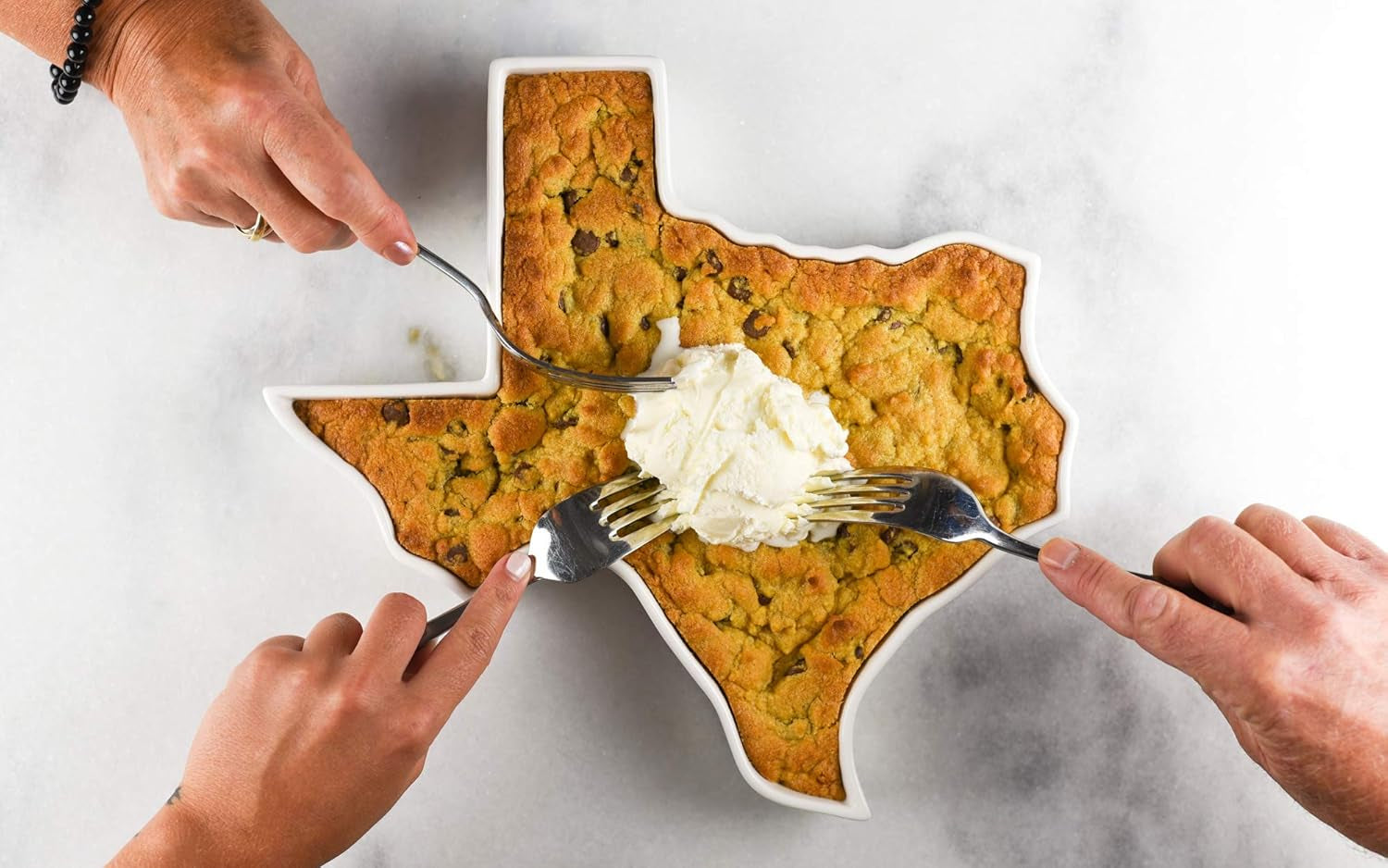 Texas Shaped Baking Dish Serving Platter or Decorative Tray Charming Porcelain Bakeware Oven Microwave and Dishwasher Safe